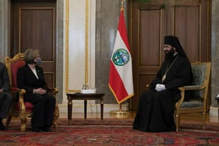 Papa Leone XIV incontra la presidente del Perù: un dialogo storico