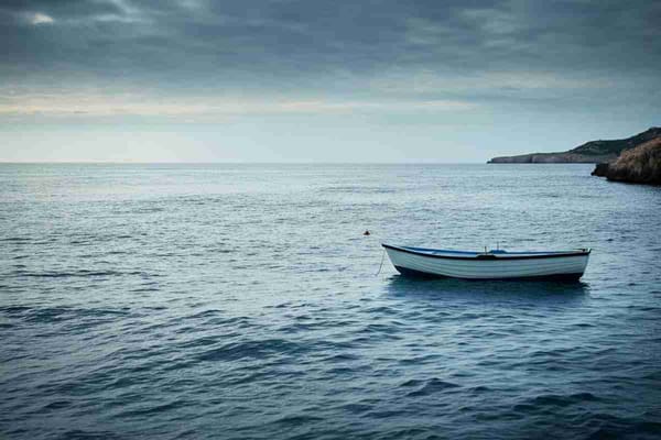 Tragedia nel Mediterraneo: 145 morti e 233 dispersi nel 2025